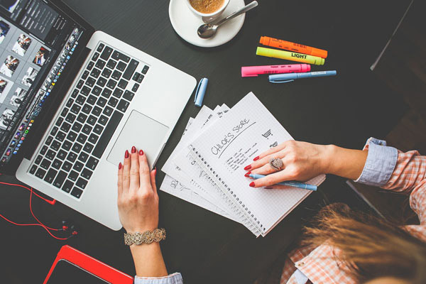 哪里能长期的无限轰炸手机软件短信下载